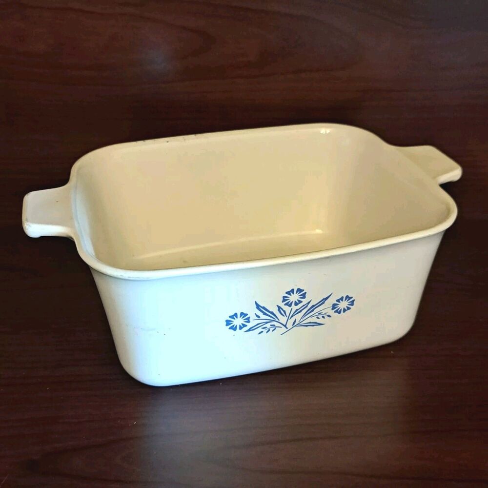 Vintage Corning Ware Blue Cornflower P-4-B 70s Hologram Stamp Bakeware